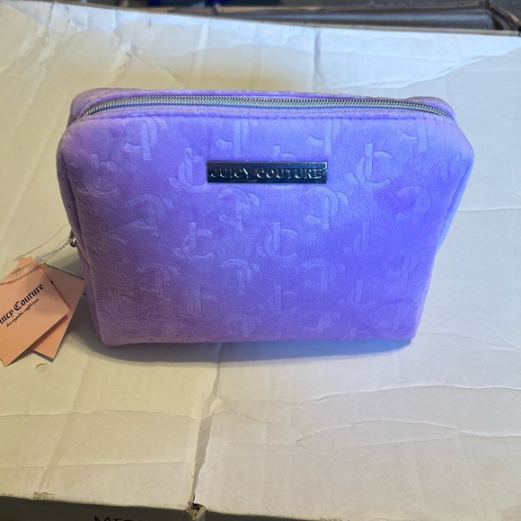 JUICY COUTURE Rhinestone Logo Cosmetic Travel Makeup Bag Pouch Lilac Purple NWT - Picture 2 of 11